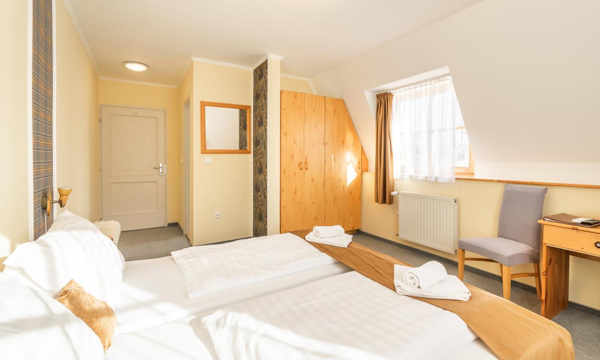 Regia Panzio Bed & Breakfast Halászi Екстериор снимка