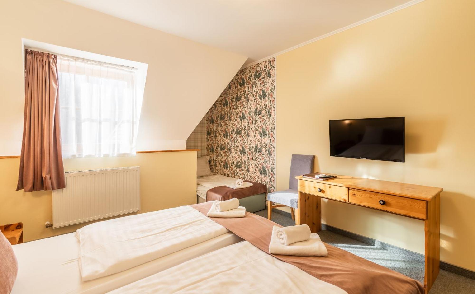 Regia Panzio Bed & Breakfast Halászi Екстериор снимка