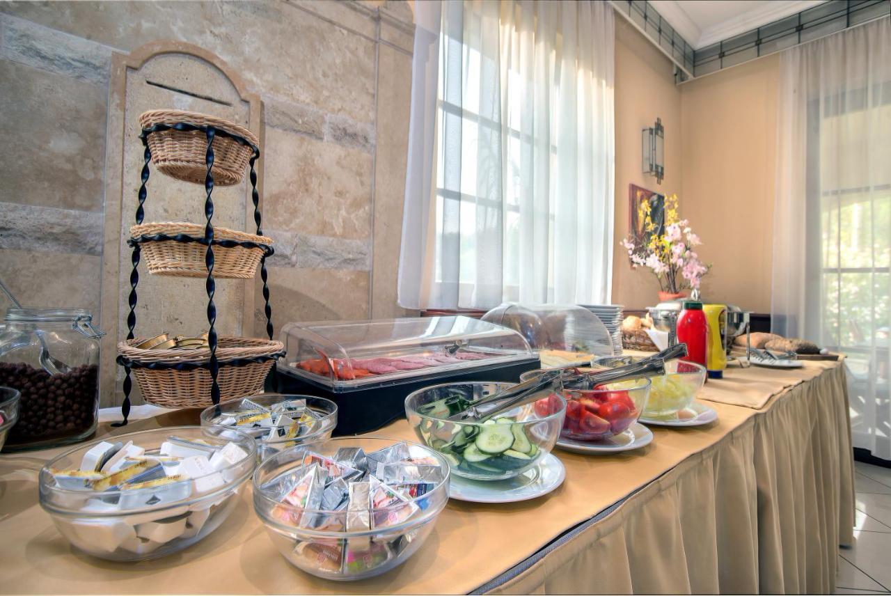 Regia Panzio Bed & Breakfast Halászi Екстериор снимка